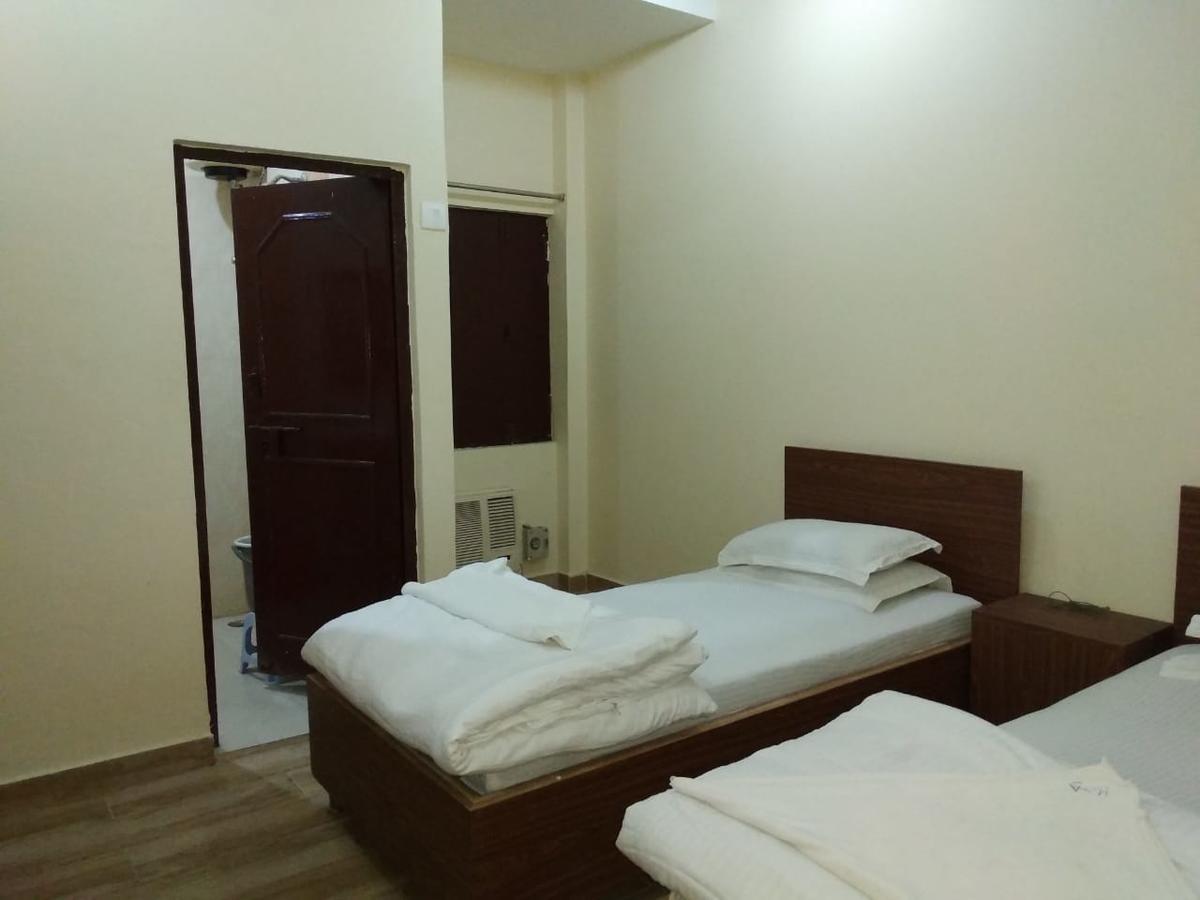 Ajay Guest House Váránaszi Kültér fotó