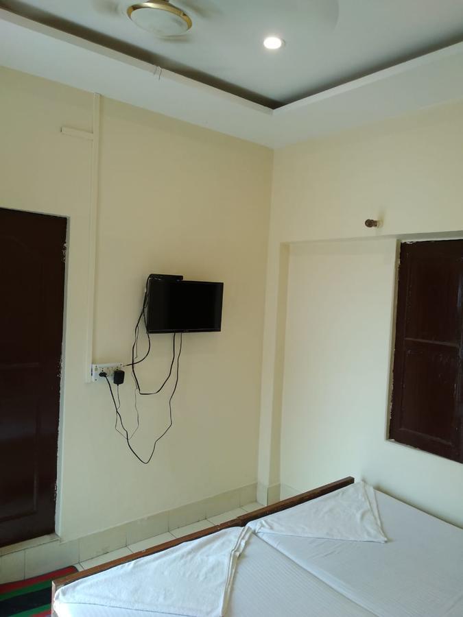 Ajay Guest House Váránaszi Kültér fotó